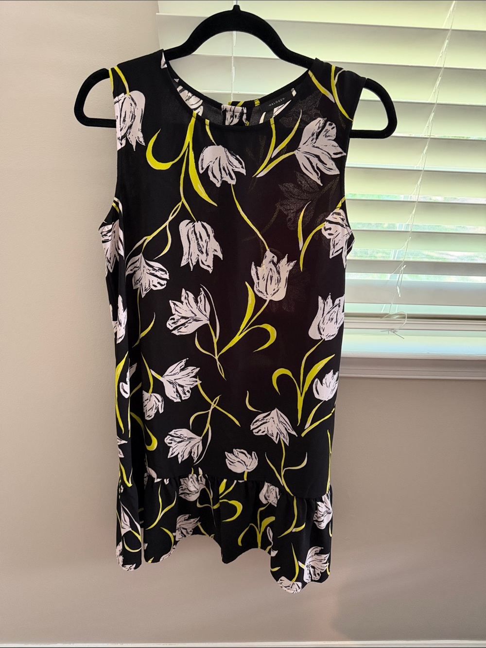 Halogen Black Floral Sleeveless Shift Dress with White & Chartreuse Print